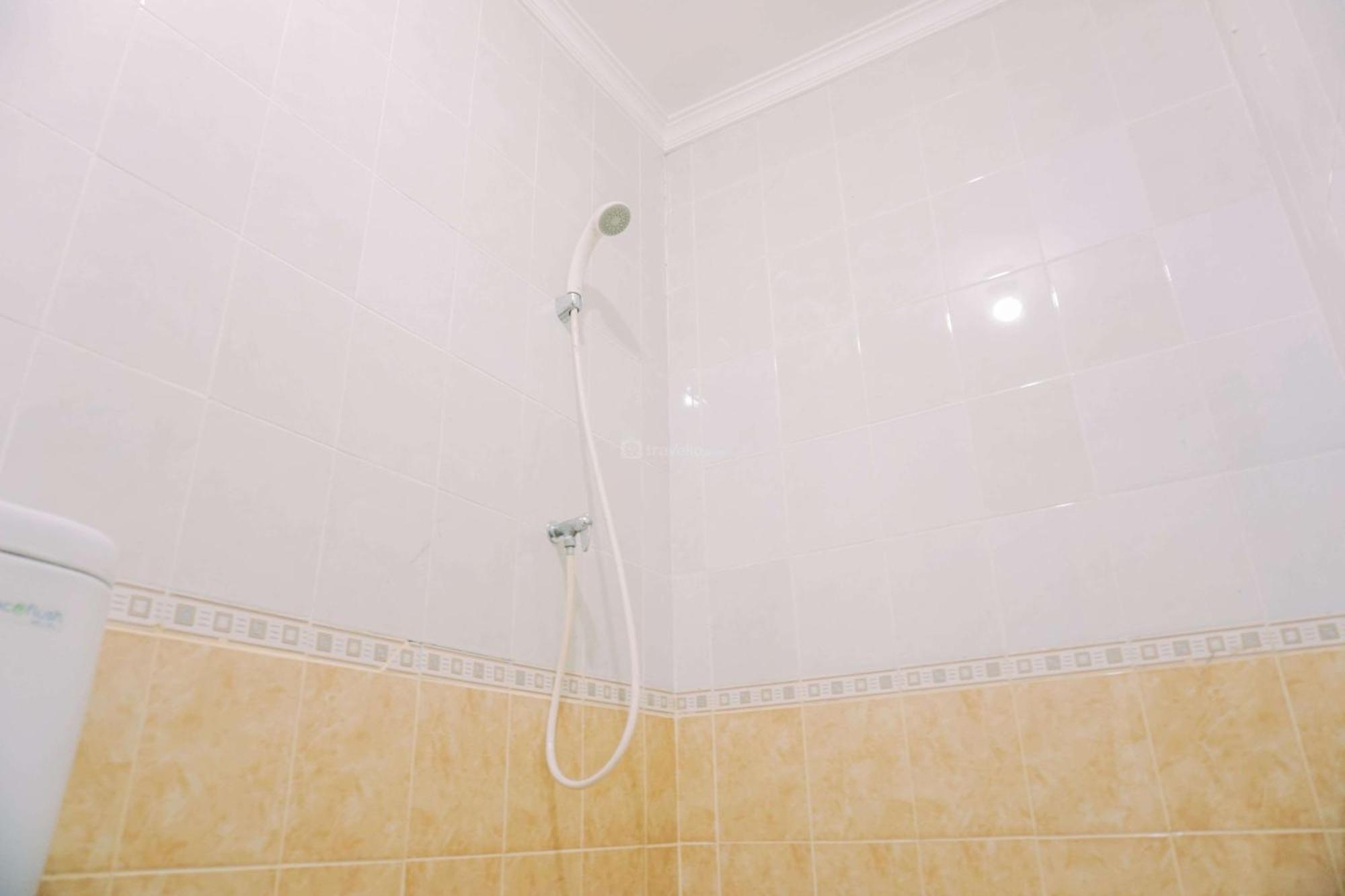 Gorgeous And Homey 2br At Grand Palace Kemayoran By Travelio Apartemen